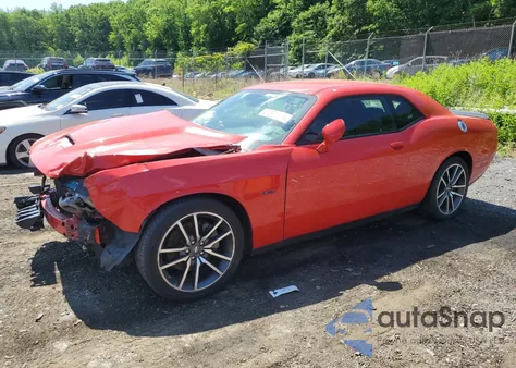 2023 Dodge Challenger R/T z USA, uszkodzony, nr VIN 2C3CDZBT3PH525786